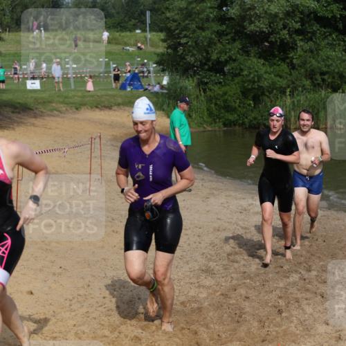 21.06.2026 - 29. Vierlanden-Triathlon Andreas Tolksdorf http://msf.ph/oto/9860233 21.06.2026 09:10:36 Schwimmen 267, 271, 284, 293, 298, 301 meine-sportfotos.de