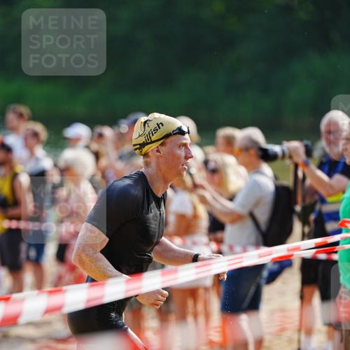 21.06.2026 - 29. Vierlanden-Triathlon LAZAROV Photography http://msf.ph/oto/9860234 21.06.2026 08:39:12 Schwimmen 10, 61 meine-sportfotos.de