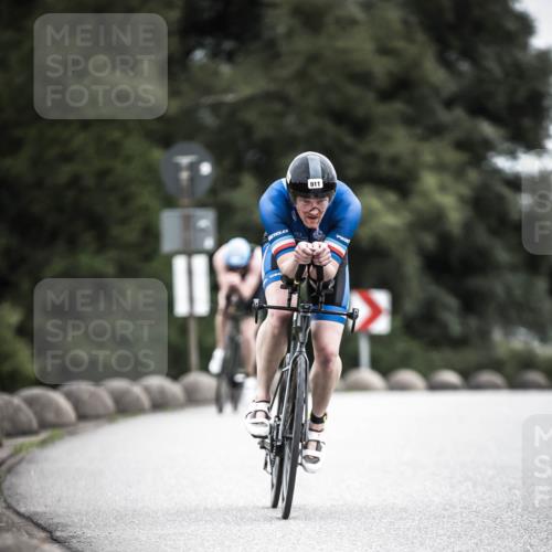 21.06.2026 - 29. Vierlanden-Triathlon H.Heesch http://msf.ph/oto/9860249 21.06.2026 12:06:49 Radfahren 281, 739, 771, 834, 847, 856, 861, 889, 911, 914, 974 meine-sportfotos.de