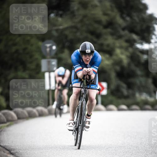 21.06.2026 - 29. Vierlanden-Triathlon H.Heesch http://msf.ph/oto/9860251 21.06.2026 12:06:49 Radfahren 281, 739, 771, 834, 847, 856, 861, 889, 911, 914, 974 meine-sportfotos.de