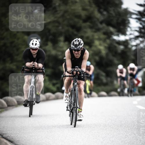 21.06.2026 - 29. Vierlanden-Triathlon H.Heesch http://msf.ph/oto/9860304 21.06.2026 12:06:56 Radfahren 638, 739, 769, 847, 889, 910, 946, 952, 953 meine-sportfotos.de
