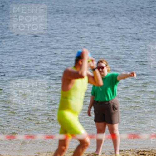 21.06.2026 - 29. Vierlanden-Triathlon LAZAROV Photography http://msf.ph/oto/9860306 21.06.2026 08:39:21 Schwimmen 10, 32, 155, 166, 212 meine-sportfotos.de