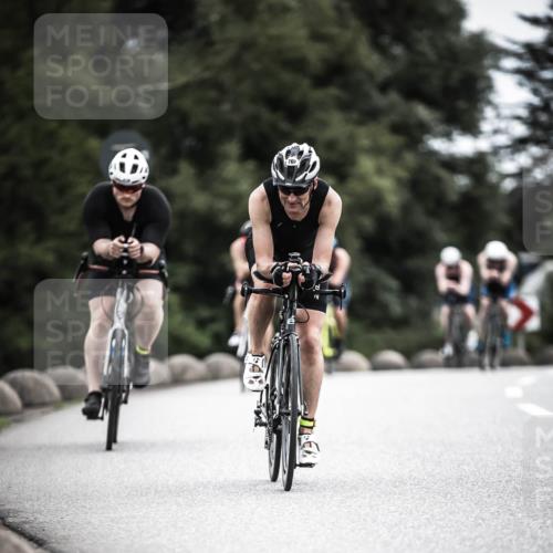 21.06.2026 - 29. Vierlanden-Triathlon H.Heesch http://msf.ph/oto/9860308 21.06.2026 12:06:56 Radfahren 638, 739, 769, 847, 889, 910, 946, 952, 953 meine-sportfotos.de