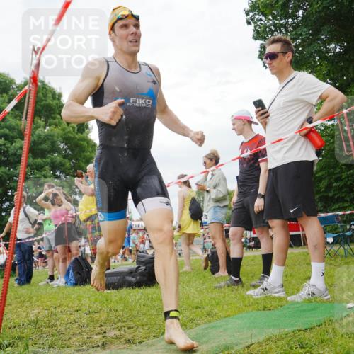21.06.2026 - 29. Vierlanden-Triathlon LAZAROV Photography http://msf.ph/oto/9860319 21.06.2026 12:01:57 Schwimmen 911, 914, 920, 934, 951 meine-sportfotos.de