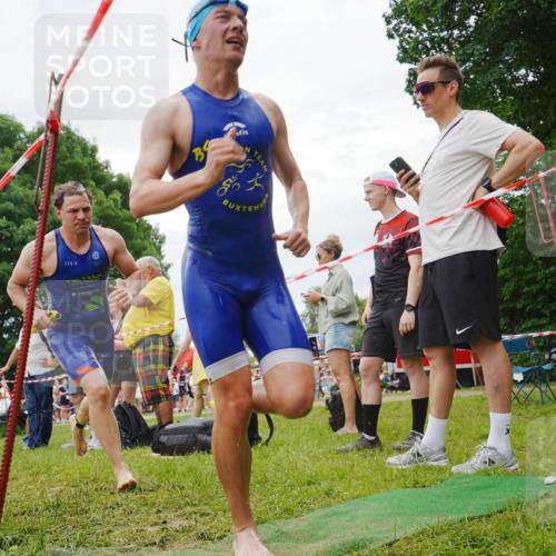 21.06.2026 - 29. Vierlanden-Triathlon LAZAROV Photography http://msf.ph/oto/9860327 21.06.2026 12:01:58 Schwimmen 911, 914, 920, 934, 951 meine-sportfotos.de