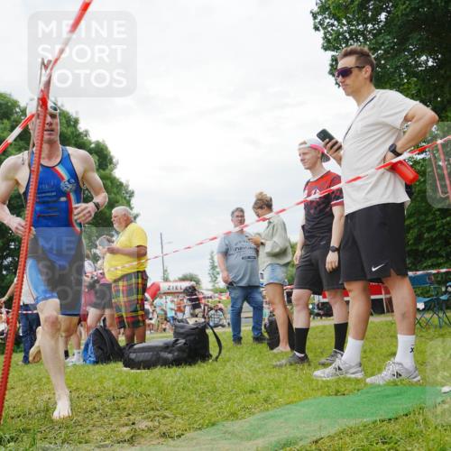 21.06.2026 - 29. Vierlanden-Triathlon LAZAROV Photography http://msf.ph/oto/9860349 21.06.2026 12:02:12 Schwimmen 910, 950 meine-sportfotos.de