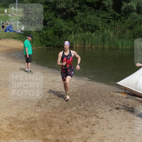 21.06.2026 - 29. Vierlanden-Triathlon Andreas Tolksdorf http://msf.ph/oto/9860369 21.06.2026 09:10:47 Schwimmen 273, 274, 301 meine-sportfotos.de