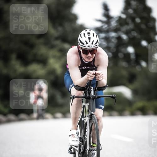 21.06.2026 - 29. Vierlanden-Triathlon H.Heesch http://msf.ph/oto/9860372 21.06.2026 12:07:01 Radfahren 638, 712, 768, 769, 910, 946, 952, 953 meine-sportfotos.de