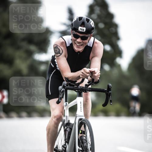 21.06.2026 - 29. Vierlanden-Triathlon H.Heesch http://msf.ph/oto/9860427 21.06.2026 12:07:05 Radfahren 668, 712, 768 meine-sportfotos.de
