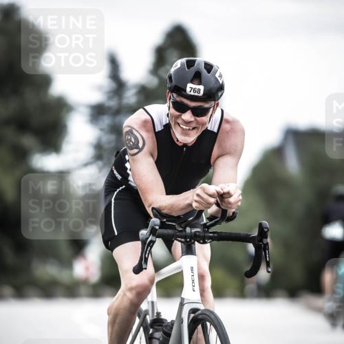 21.06.2026 - 29. Vierlanden-Triathlon H.Heesch http://msf.ph/oto/9860432 21.06.2026 12:07:05 Radfahren 668, 712, 768 meine-sportfotos.de
