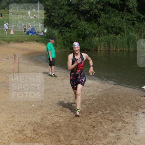 21.06.2026 - 29. Vierlanden-Triathlon Andreas Tolksdorf http://msf.ph/oto/9860441 21.06.2026 09:10:47 Schwimmen 273, 274, 301 meine-sportfotos.de