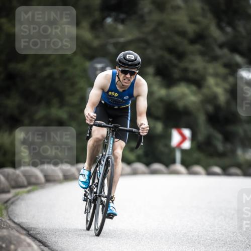 21.06.2026 - 29. Vierlanden-Triathlon H.Heesch http://msf.ph/oto/9860460 21.06.2026 12:07:14 Radfahren 634, 668, 923, 950 meine-sportfotos.de