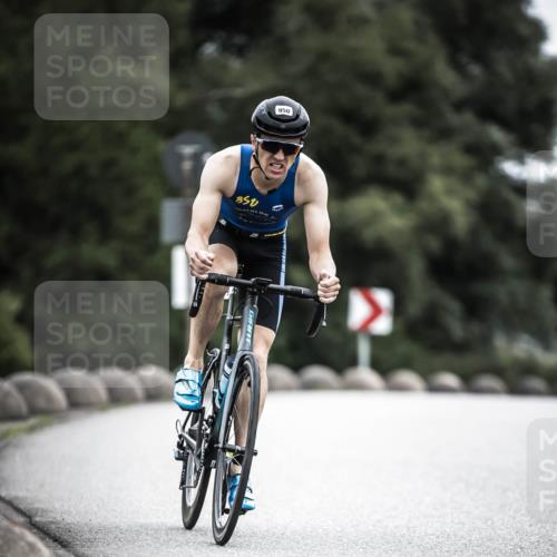 21.06.2026 - 29. Vierlanden-Triathlon H.Heesch http://msf.ph/oto/9860465 21.06.2026 12:07:14 Radfahren 634, 668, 923, 950 meine-sportfotos.de