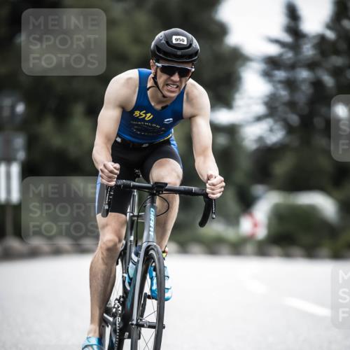 21.06.2026 - 29. Vierlanden-Triathlon H.Heesch http://msf.ph/oto/9860482 21.06.2026 12:07:14 Radfahren 634, 668, 923, 950 meine-sportfotos.de