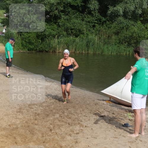21.06.2026 - 29. Vierlanden-Triathlon Andreas Tolksdorf http://msf.ph/oto/9860489 21.06.2026 09:11:14 Schwimmen 223, 253 meine-sportfotos.de