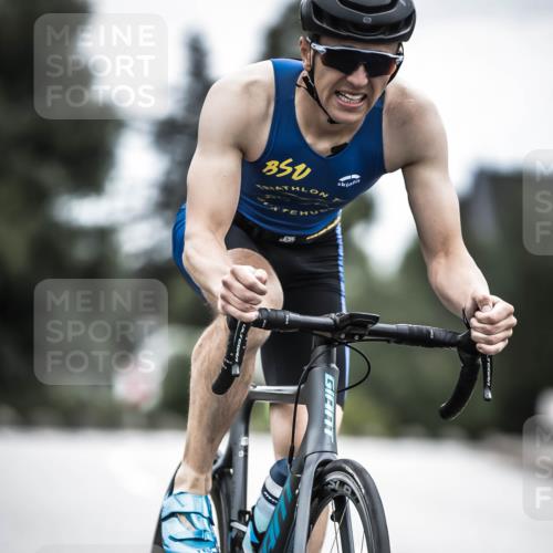 21.06.2026 - 29. Vierlanden-Triathlon H.Heesch http://msf.ph/oto/9860498 21.06.2026 12:07:14 Radfahren 634, 668, 923, 950 meine-sportfotos.de