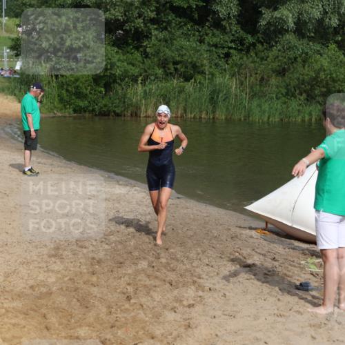 21.06.2026 - 29. Vierlanden-Triathlon Andreas Tolksdorf http://msf.ph/oto/9860516 21.06.2026 09:11:14 Schwimmen 223, 253 meine-sportfotos.de