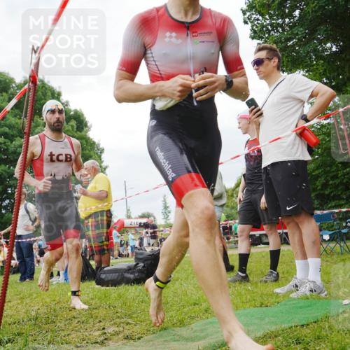 21.06.2026 - 29. Vierlanden-Triathlon LAZAROV Photography http://msf.ph/oto/9860518 21.06.2026 12:02:42 Schwimmen 908, 912, 921, 923, 925, 933, 938, 943, 945, 962, 969, 977 meine-sportfotos.de
