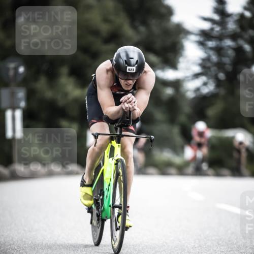 21.06.2026 - 29. Vierlanden-Triathlon H.Heesch http://msf.ph/oto/9860524 21.06.2026 12:07:19 Radfahren 634, 790, 923, 926, 934, 935, 943, 962, 967 meine-sportfotos.de
