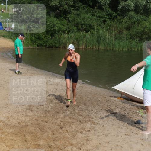 21.06.2026 - 29. Vierlanden-Triathlon Andreas Tolksdorf http://msf.ph/oto/9860553 21.06.2026 09:11:14 Schwimmen 223, 253 meine-sportfotos.de