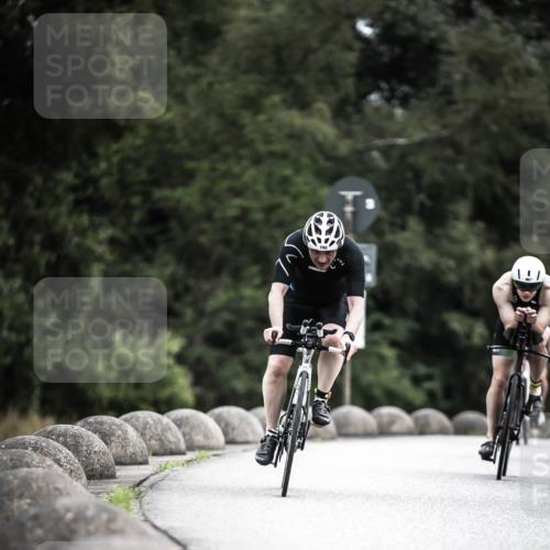 21.06.2026 - 29. Vierlanden-Triathlon H.Heesch http://msf.ph/oto/9860560 21.06.2026 12:07:23 Radfahren 790, 912, 923, 926, 933, 934, 935, 943, 962, 967 meine-sportfotos.de