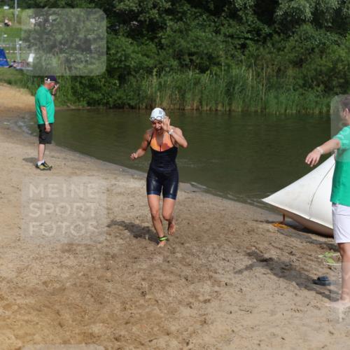 21.06.2026 - 29. Vierlanden-Triathlon Andreas Tolksdorf http://msf.ph/oto/9860565 21.06.2026 09:11:14 Schwimmen 223, 253 meine-sportfotos.de