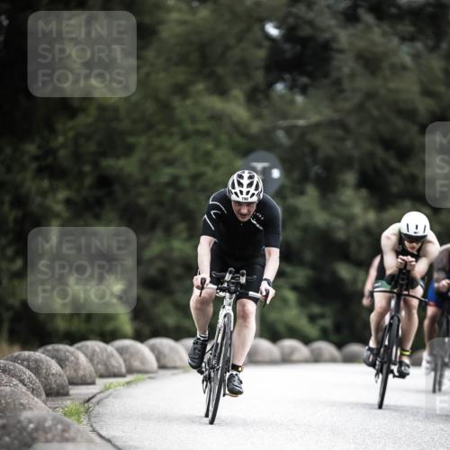 21.06.2026 - 29. Vierlanden-Triathlon H.Heesch http://msf.ph/oto/9860572 21.06.2026 12:07:23 Radfahren 790, 912, 923, 926, 933, 934, 935, 943, 962, 967 meine-sportfotos.de