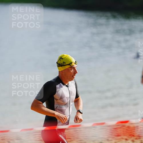 21.06.2026 - 29. Vierlanden-Triathlon LAZAROV Photography http://msf.ph/oto/9860617 21.06.2026 08:42:39 Schwimmen 43, 148, 193 meine-sportfotos.de