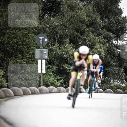 21.06.2026 - 29. Vierlanden-Triathlon H.Heesch http://msf.ph/oto/9860630 21.06.2026 12:07:27 Radfahren 670, 757, 790, 908, 912, 921, 924, 925, 926, 933, 934, 935, 938, 962, 967, 969 meine-sportfotos.de