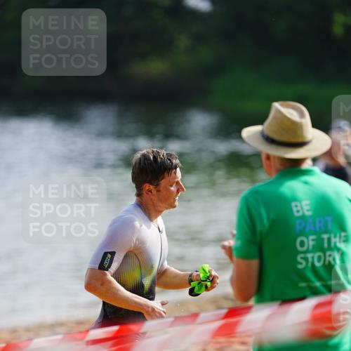 21.06.2026 - 29. Vierlanden-Triathlon LAZAROV Photography http://msf.ph/oto/9860631 21.06.2026 08:42:45 Schwimmen 27, 148, 193, 210 meine-sportfotos.de