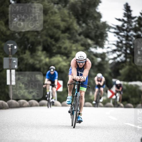 21.06.2026 - 29. Vierlanden-Triathlon H.Heesch http://msf.ph/oto/9860644 21.06.2026 12:07:28 Radfahren 670, 757, 790, 908, 912, 921, 924, 925, 926, 933, 934, 935, 938, 969 meine-sportfotos.de