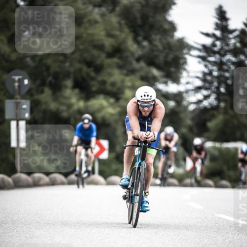 21.06.2026 - 29. Vierlanden-Triathlon H.Heesch http://msf.ph/oto/9860650 21.06.2026 12:07:28 Radfahren 670, 757, 790, 908, 912, 921, 924, 925, 926, 933, 934, 935, 938, 969 meine-sportfotos.de