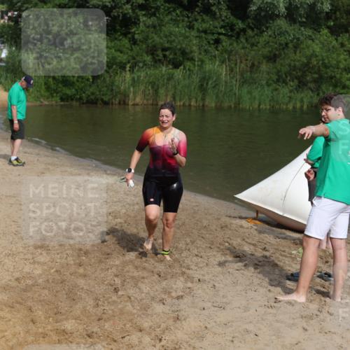 21.06.2026 - 29. Vierlanden-Triathlon Andreas Tolksdorf http://msf.ph/oto/9860662 21.06.2026 09:11:23 Schwimmen 223 meine-sportfotos.de