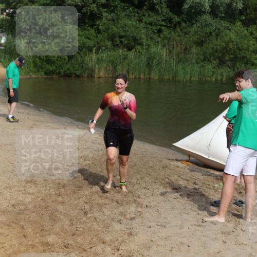21.06.2026 - 29. Vierlanden-Triathlon Andreas Tolksdorf http://msf.ph/oto/9860666 21.06.2026 09:11:23 Schwimmen 223 meine-sportfotos.de