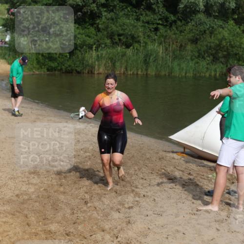 21.06.2026 - 29. Vierlanden-Triathlon Andreas Tolksdorf http://msf.ph/oto/9860694 21.06.2026 09:11:23 Schwimmen 223 meine-sportfotos.de