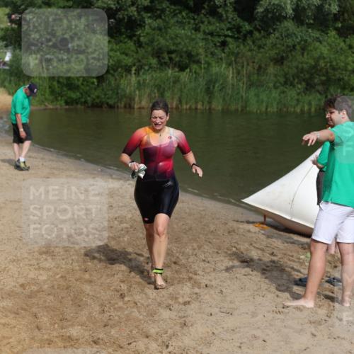 21.06.2026 - 29. Vierlanden-Triathlon Andreas Tolksdorf http://msf.ph/oto/9860711 21.06.2026 09:11:23 Schwimmen 223 meine-sportfotos.de