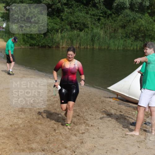 21.06.2026 - 29. Vierlanden-Triathlon Andreas Tolksdorf http://msf.ph/oto/9860720 21.06.2026 09:11:23 Schwimmen 223 meine-sportfotos.de