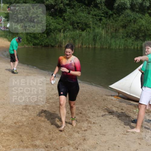 21.06.2026 - 29. Vierlanden-Triathlon Andreas Tolksdorf http://msf.ph/oto/9860733 21.06.2026 09:11:24 Schwimmen 223 meine-sportfotos.de