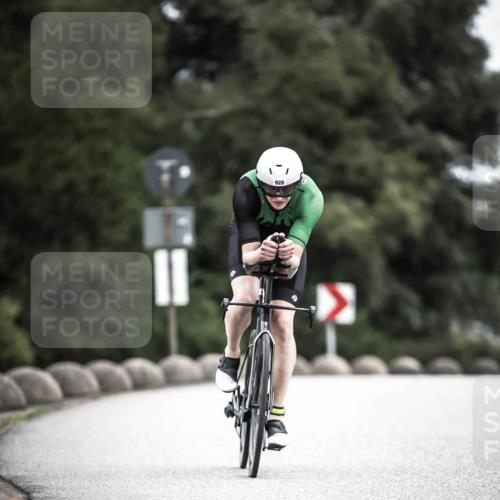 21.06.2026 - 29. Vierlanden-Triathlon H.Heesch http://msf.ph/oto/9860764 21.06.2026 12:07:38 Radfahren 822, 860, 925, 928, 969 meine-sportfotos.de