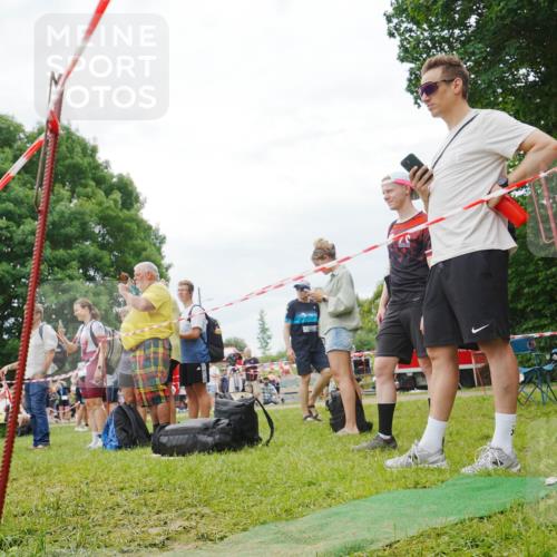 21.06.2026 - 29. Vierlanden-Triathlon LAZAROV Photography http://msf.ph/oto/9860774 21.06.2026 12:03:22 Schwimmen 915, 916, 948, 949, 961, 973, 980 meine-sportfotos.de