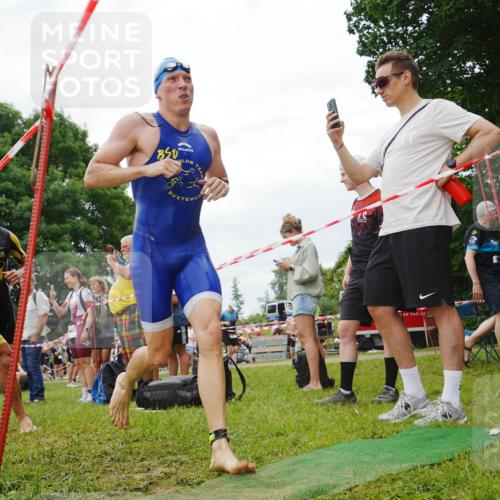 21.06.2026 - 29. Vierlanden-Triathlon LAZAROV Photography http://msf.ph/oto/9860781 21.06.2026 12:03:25 Schwimmen 915, 916, 929, 948, 949, 961, 973 meine-sportfotos.de