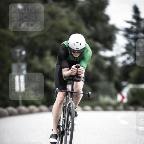 21.06.2026 - 29. Vierlanden-Triathlon H.Heesch http://msf.ph/oto/9860792 21.06.2026 12:07:38 Radfahren 822, 860, 925, 928, 969 meine-sportfotos.de
