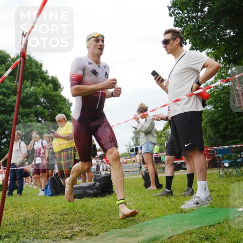21.06.2026 - 29. Vierlanden-Triathlon LAZAROV Photography http://msf.ph/oto/9860803 21.06.2026 12:03:31 Schwimmen 915, 929, 937, 948, 981 meine-sportfotos.de
