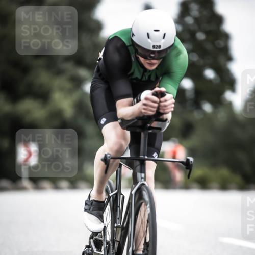 21.06.2026 - 29. Vierlanden-Triathlon H.Heesch http://msf.ph/oto/9860815 21.06.2026 12:07:38 Radfahren 822, 860, 925, 928, 969 meine-sportfotos.de