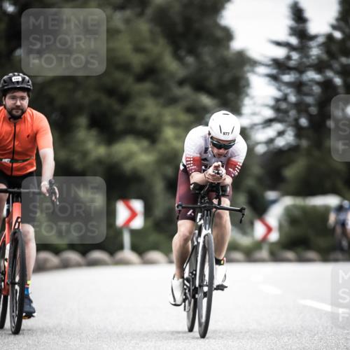 21.06.2026 - 29. Vierlanden-Triathlon H.Heesch http://msf.ph/oto/9860823 21.06.2026 12:07:46 Radfahren 748, 816, 871, 977 meine-sportfotos.de
