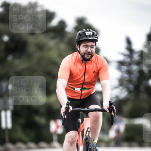 21.06.2026 - 29. Vierlanden-Triathlon H.Heesch http://msf.ph/oto/9860842 21.06.2026 12:07:47 Radfahren 748, 816, 871, 899, 977 meine-sportfotos.de