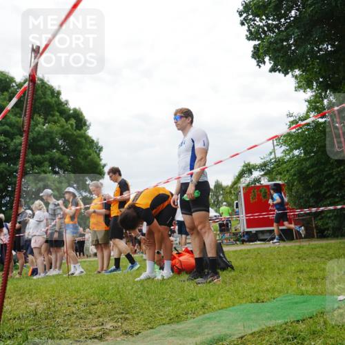 21.06.2026 - 29. Vierlanden-Triathlon LAZAROV Photography http://msf.ph/oto/9860856 21.06.2026 12:26:21 Schwimmen  meine-sportfotos.de