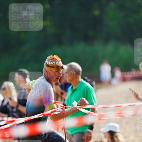 21.06.2026 - 29. Vierlanden-Triathlon LAZAROV Photography http://msf.ph/oto/9860858 21.06.2026 08:44:28 Schwimmen 34, 142, 196, 202 meine-sportfotos.de