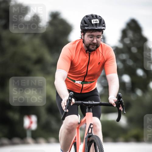 21.06.2026 - 29. Vierlanden-Triathlon H.Heesch http://msf.ph/oto/9860860 21.06.2026 12:07:48 Radfahren 728, 748, 816, 871, 899, 977 meine-sportfotos.de