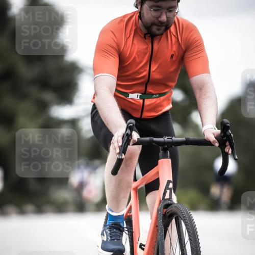 21.06.2026 - 29. Vierlanden-Triathlon H.Heesch http://msf.ph/oto/9860870 21.06.2026 12:07:48 Radfahren 728, 748, 816, 871, 899, 977 meine-sportfotos.de